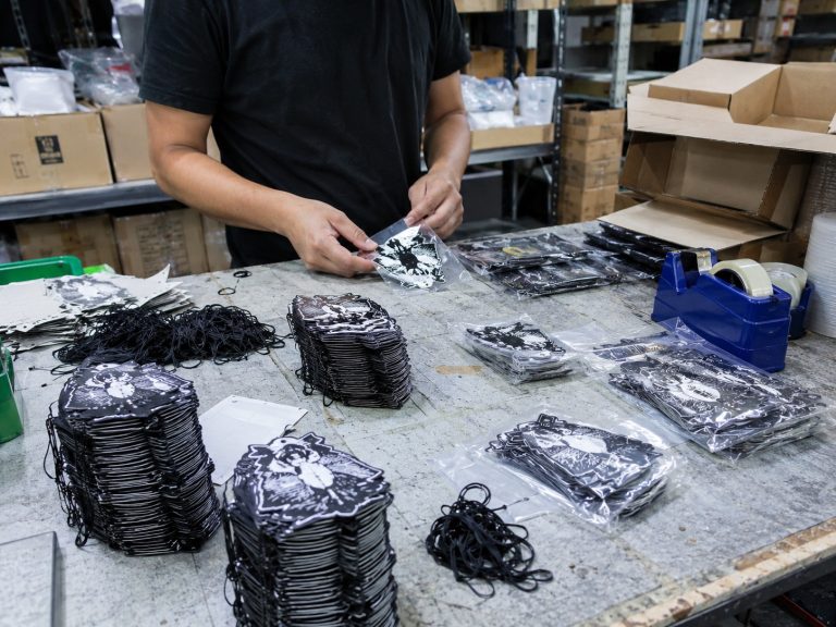 4. Quality Check & Packing